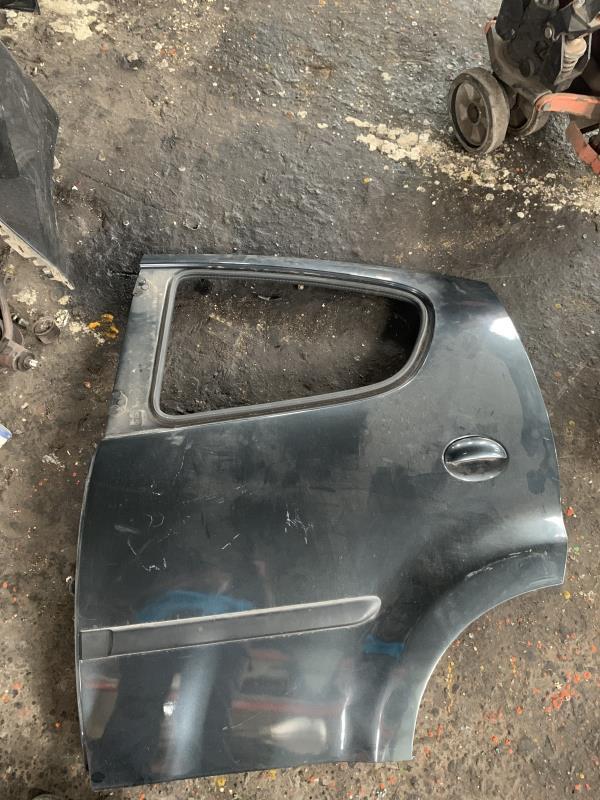 Porte arriere gauche