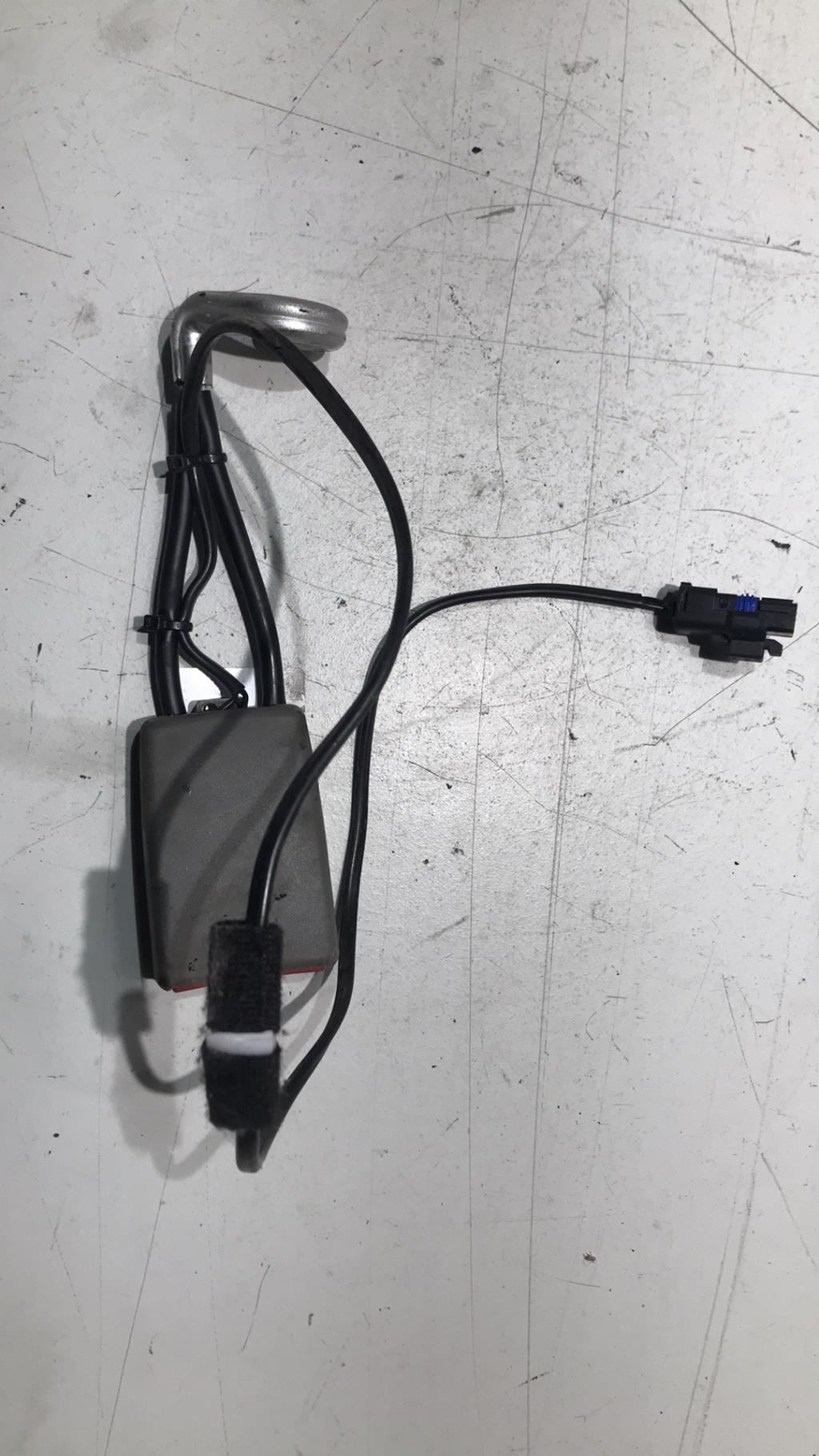 Aggancio cintura sicurezza posteriore sinistro CITROEN C5 1 PHASE 2 Gasolina - 1