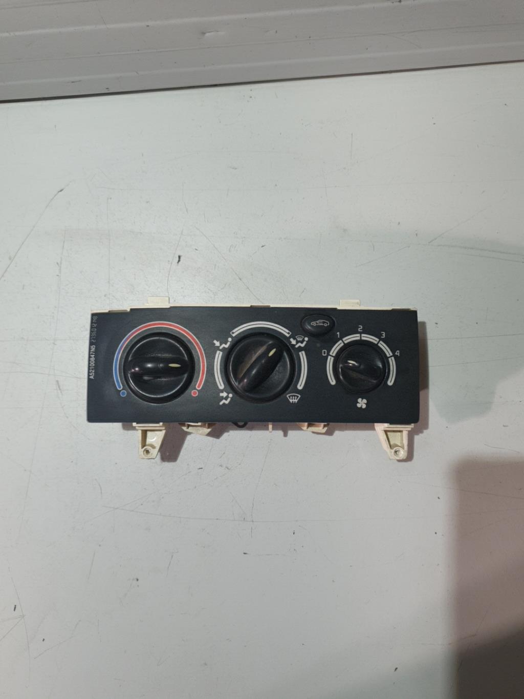 Commande chauffage RENAULT MEGANE 1 PHASE 1 Diesel - 1