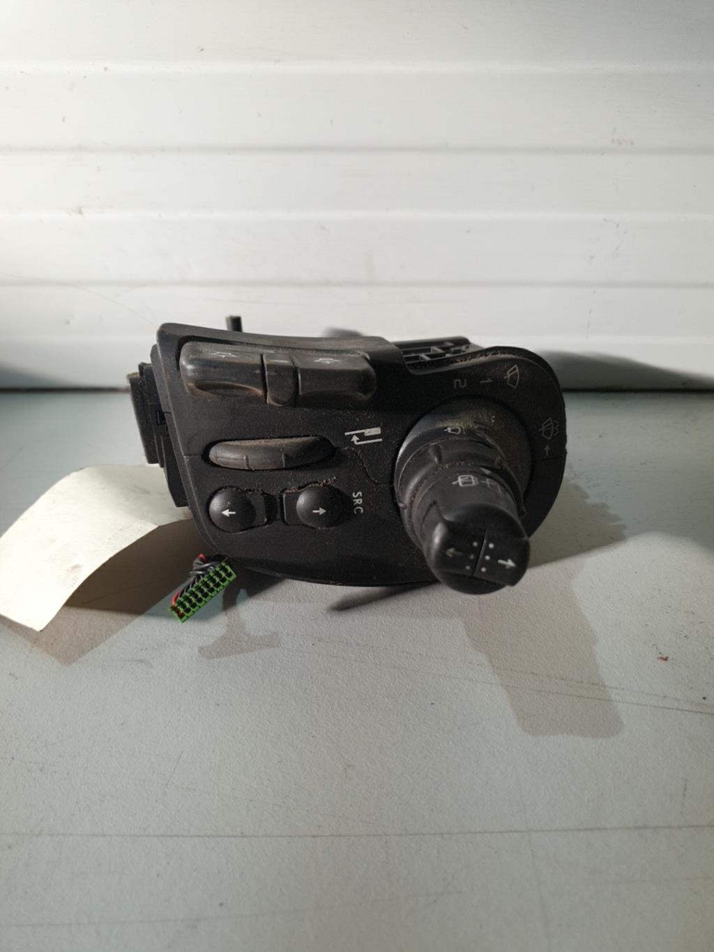Commodo d'essuie glaces RENAULT SCENIC 2 Diesel - 1