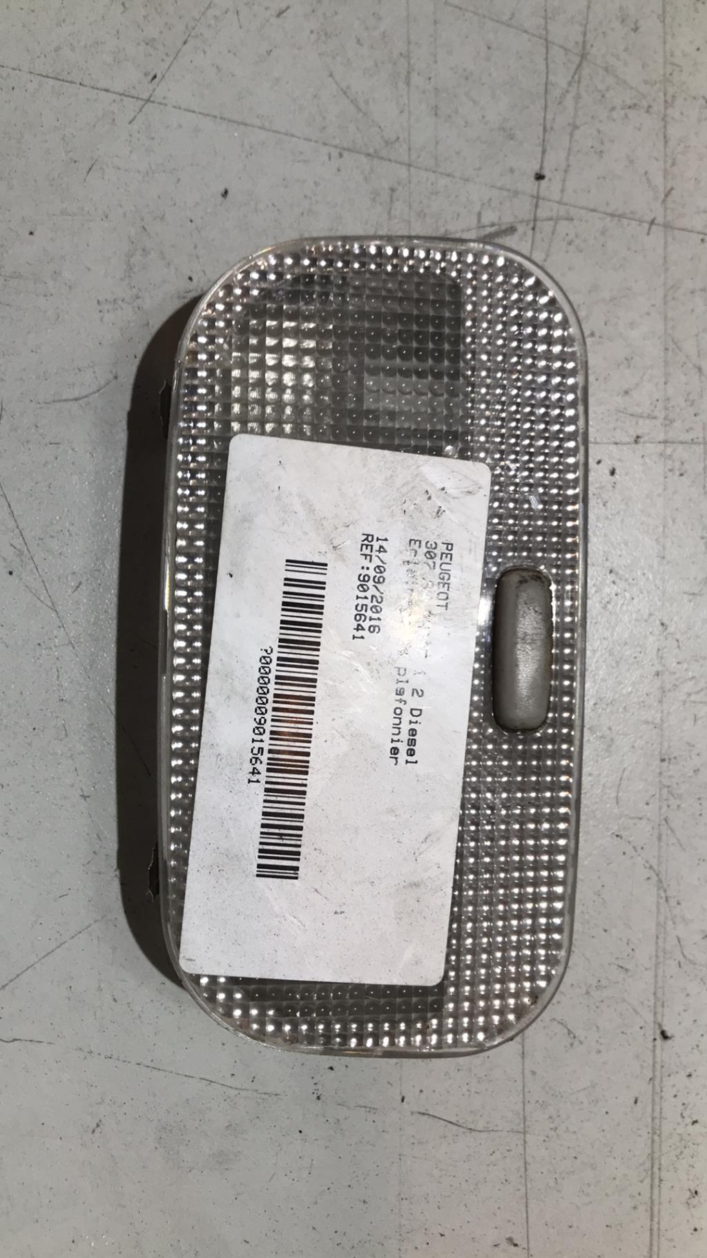 Eclairage de plafonnier PEUGEOT 307 PHASE 1 Diesel - 1