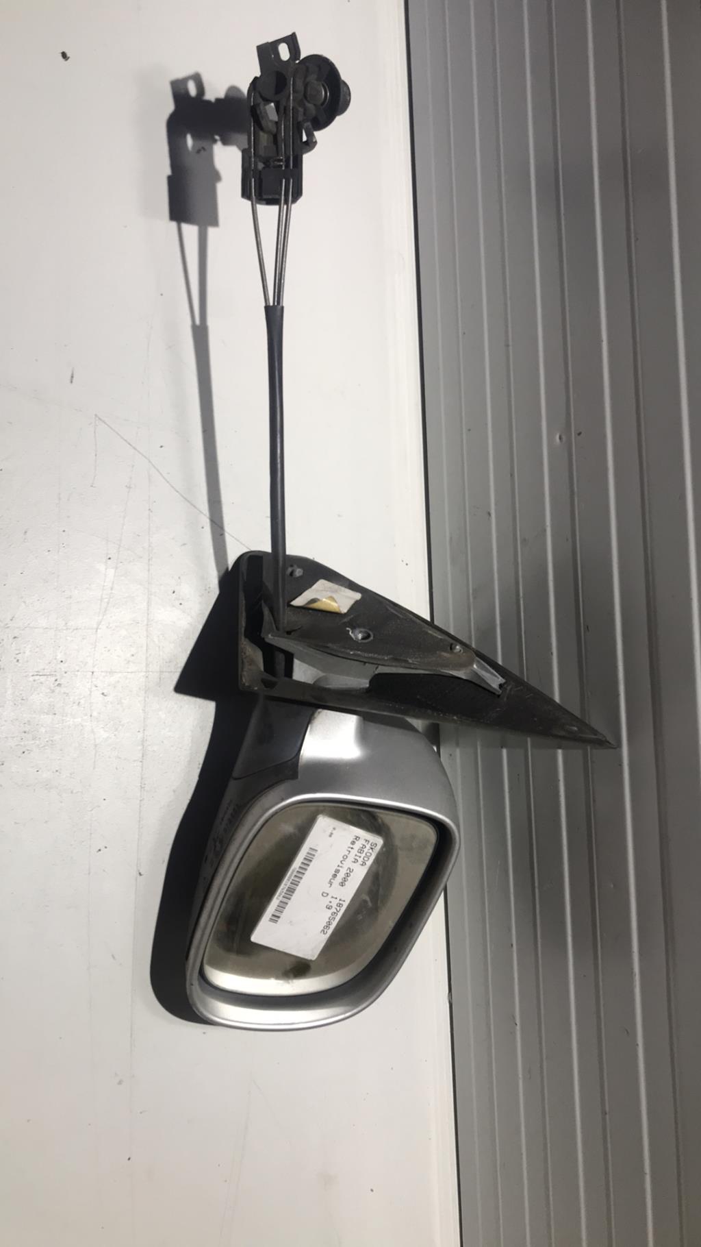 Retrovisor derecho SKODA FABIA 1 PHASE 1 Diésel - 1