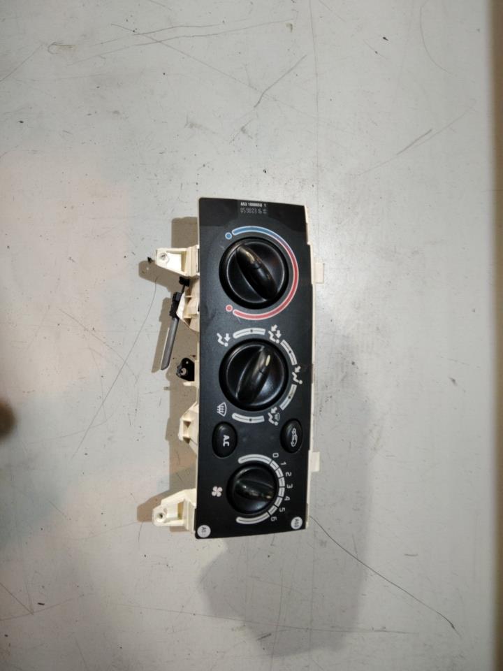 Commande chauffage RENAULT SCENIC 1 PHASE 1 Essence - 1