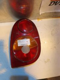 Fanale posteriore principale sinistro (luci)