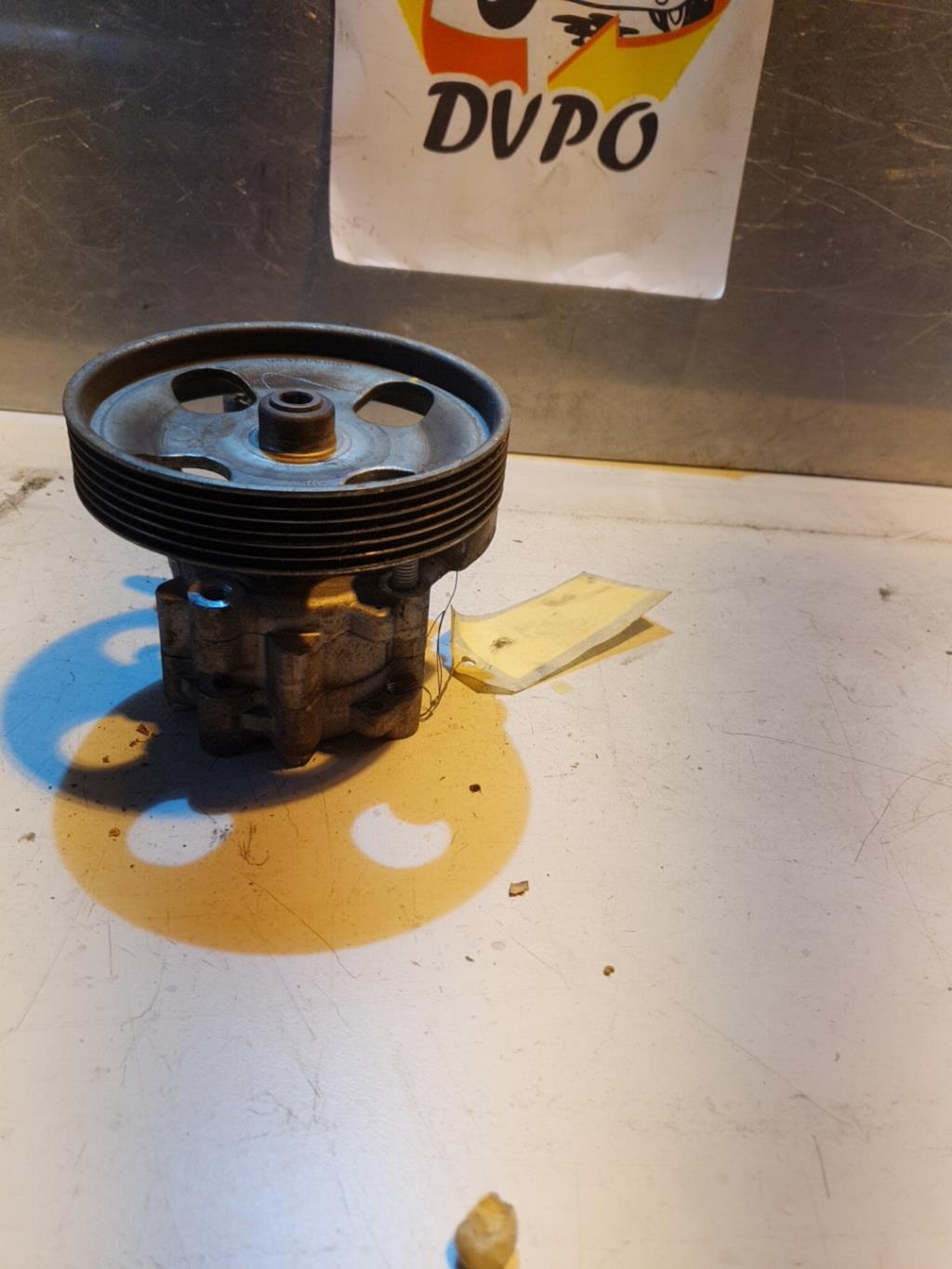 Pompe de direction CITROEN C5 1 PHASE 1 Diesel - 1