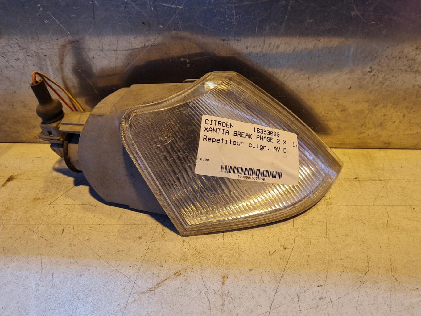 Ripetitore lampeggiante anteriore destro (Luci) CITROEN XANTIA PHASE 2 BREAK Gasolina - 1