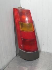 Fanale posteriore principale sinistro (luci)
