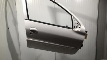 Porte avant droit