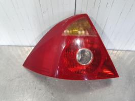 Fanale posteriore principale sinistro (luci)