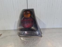 Fanale posteriore principale sinistro (luci)