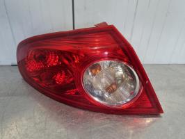Fanale posteriore principale sinistro (luci)