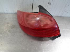 Fanale posteriore principale sinistro (luci)