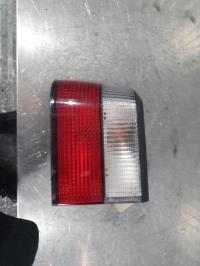 Fanale posteriore principale sinistro (luci)