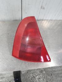 Fanale posteriore principale sinistro (luci)