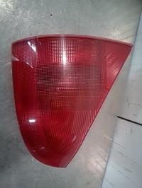 Fanale posteriore principale destro (luci)