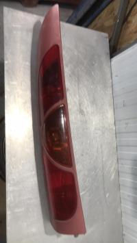Fanale posteriore principale sinistro (luci)