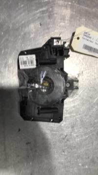 Contactor giratorio