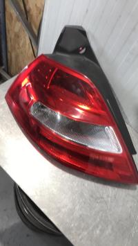 Fanale posteriore principale sinistro (luci)