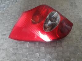 Fanale posteriore principale sinistro (luci)