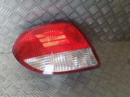 Fanale posteriore principale sinistro (luci)