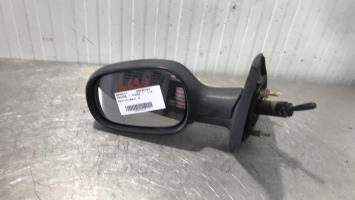 Retrovisor izquierdo