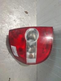 Fanale posteriore principale sinistro (luci)