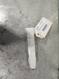 Poignee porte avant gauche