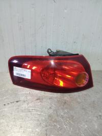 Fanale posteriore principale sinistro (luci)