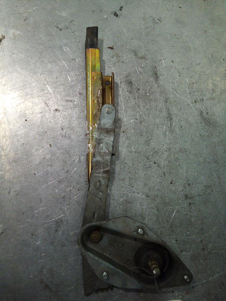 Alzacristalli manuale posteriore destro CITROEN AX PHASE 2 Diésel - 1