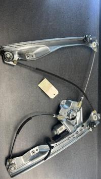 Leve vitre electrique avant droit