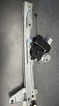 Alzacristalli elettrico anteriore sinistro