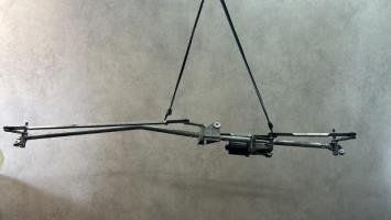 Moteur essuie glace avant