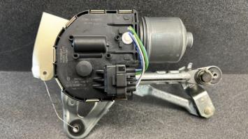 Moteur essuie glace avant droit