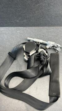 Ceinture avant droit