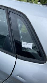 Custode arriere gauche