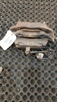 Etrier avant gauche (freinage)