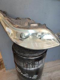 Optique avant principal droit (feux)(phare)