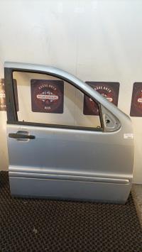 Porte avant droit