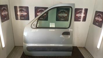 Porte avant gauche