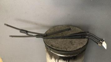 Bras essuie glace avant