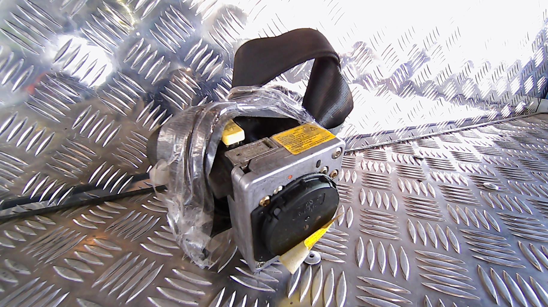 Ceinture avant gauche