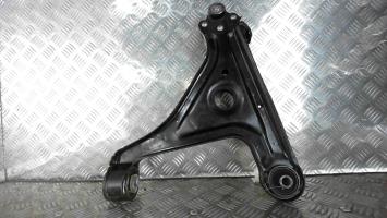 Triangle inferieur avant gauche