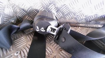 Ceinture arriere droit