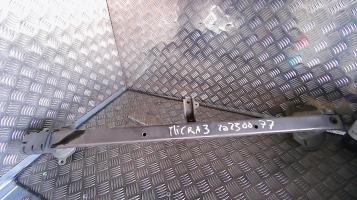 Renfort pare choc avant (traverse)