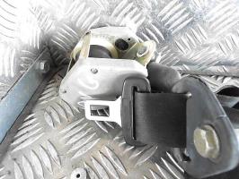 Ceinture avant gauche