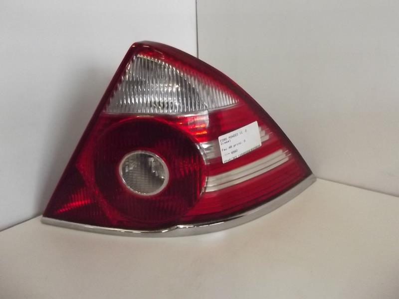 Fanale posteriore principale destro (luci)