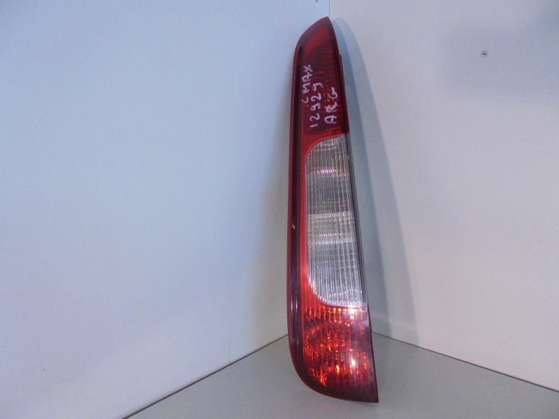 Fanale posteriore principale sinistro (luci)