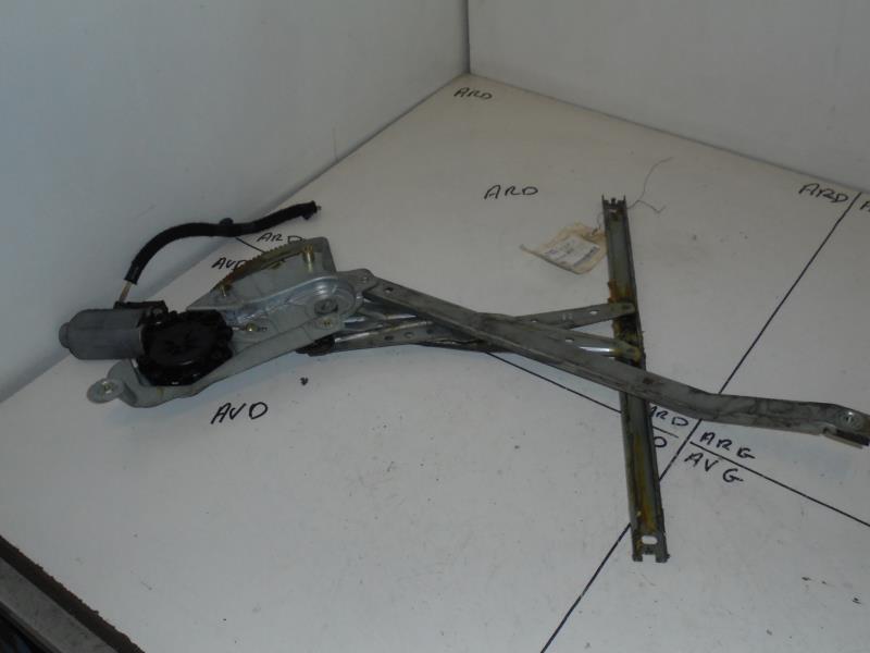 Leve vitre electrique avant droit