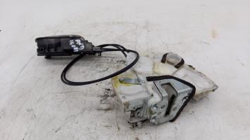 Cerradura delantera derecha
