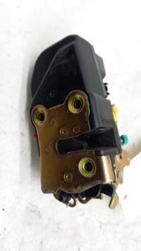 Cerradura delantera izquierda
